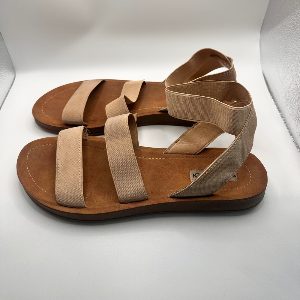 Steve Madden Casual Tan Strappy Women’s Sandals